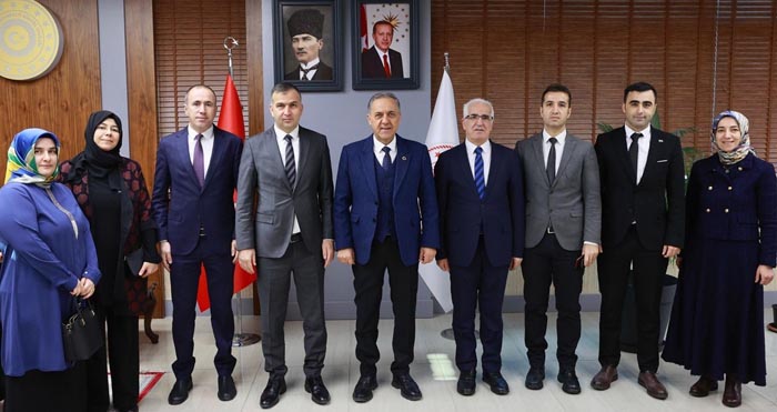 Vali Usta: Vergi kalkınmanın güvencesidir