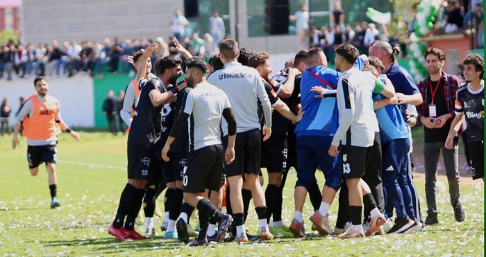 Bingölspor gol yağmuruyla şampiyonluğunu ilan etti