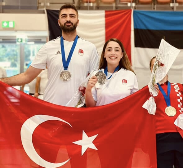 Milli sporcular Gezli ve Alan Avrupa’dan bronz madalya ile döndü