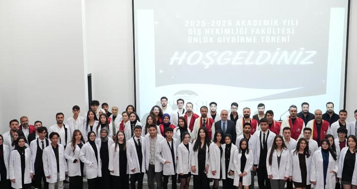 Bingöl Üniversitesi Diş Hekimliği Fakültesi’nde Önlük Giyme Töreni