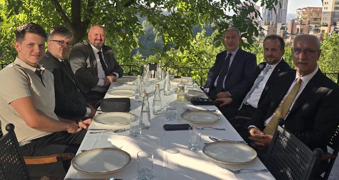 Milletvekili Berdibek, Bosna-Hersekli ekonomi bakanıyla görüştü

