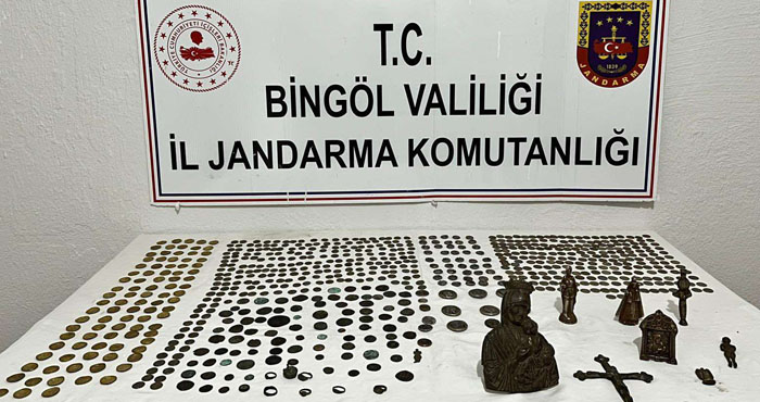Bingöl'de 734 parça tarihi eser ele geçirildi